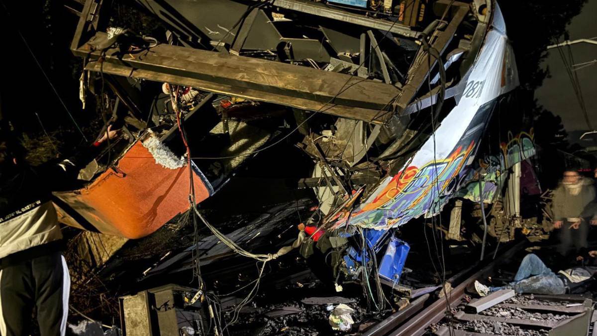  Iskočio voz iz šina u Barseloni  