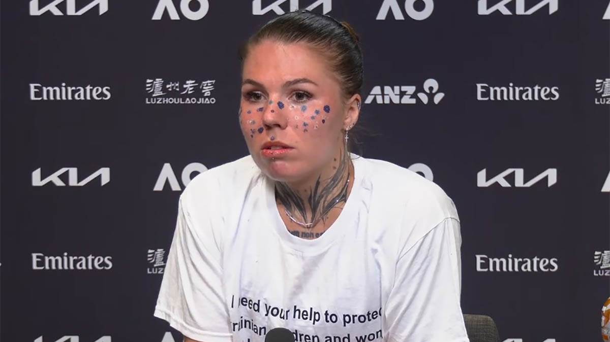  Ukrajinska teniserka Oleksandra Olinikina žestoko je napala Arinu Sabalenku 