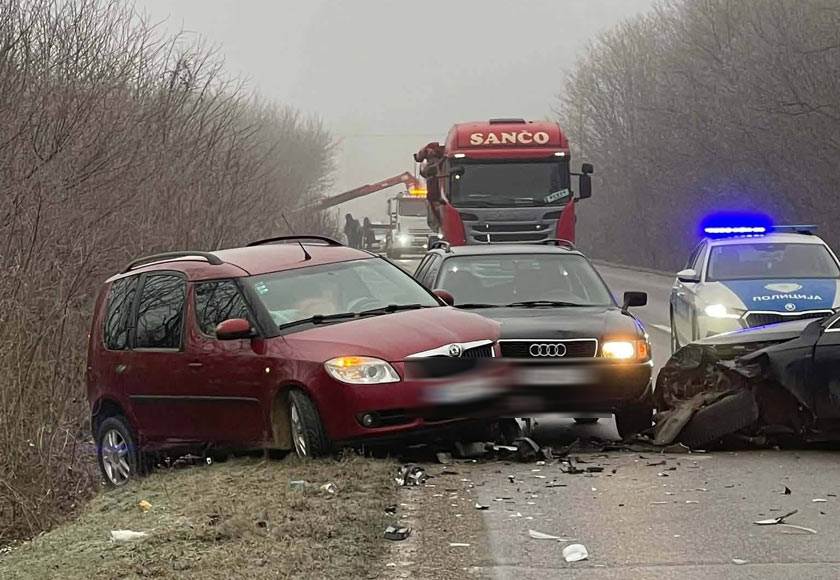  Lančani sudar više vozila na ulazu u Brčko, nezgode i u Pelagićevu 