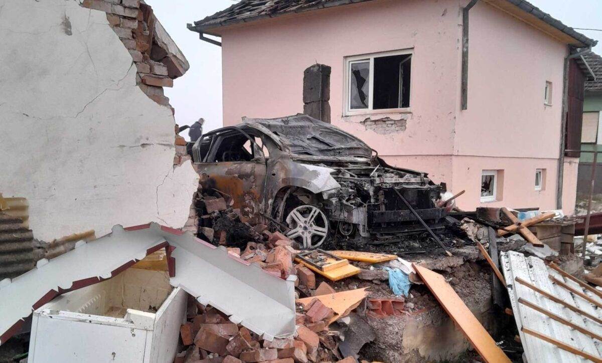  Eksplozija u Derventi, pronađen leš 