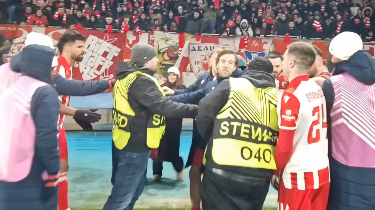  Katai štitio dijete u Švedskoj od redara 