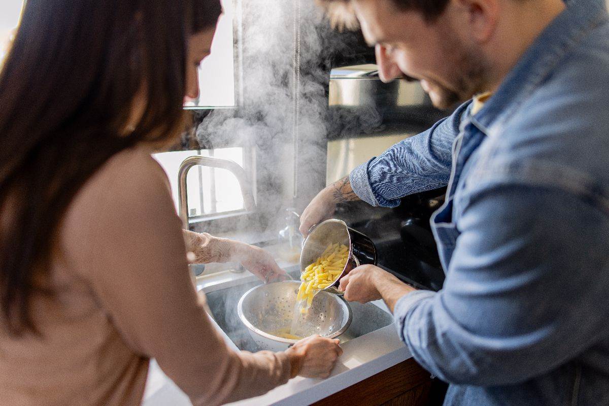  Šta ne smijete sipati u sudoper i wc 