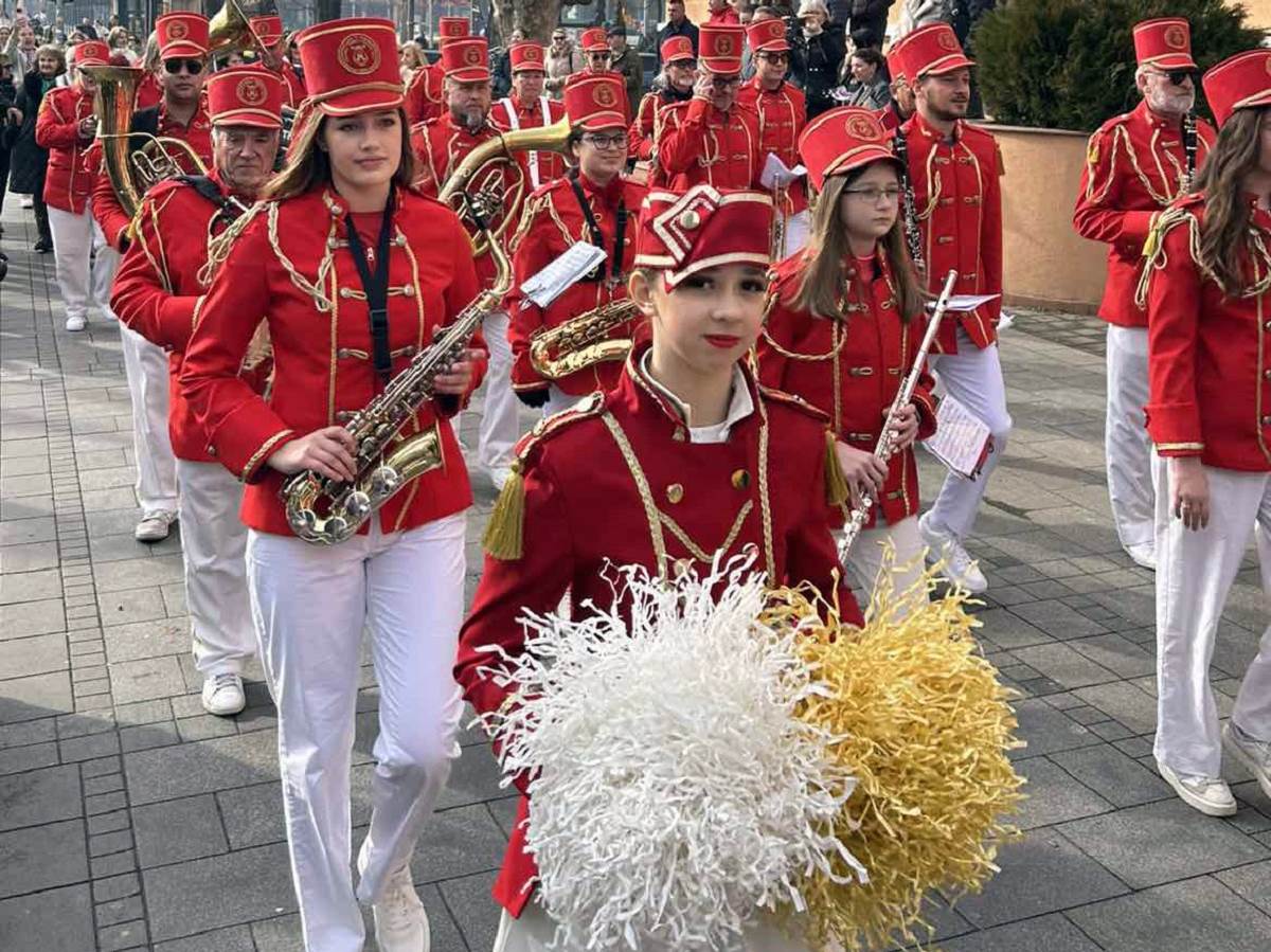  karavan praznik mimoze u banjaluci 