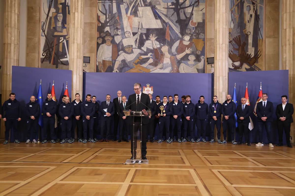  Viktor Jelenić ispričao zašto Dušan Mandić i Miloš Ćuk nisu bili na prijemu 