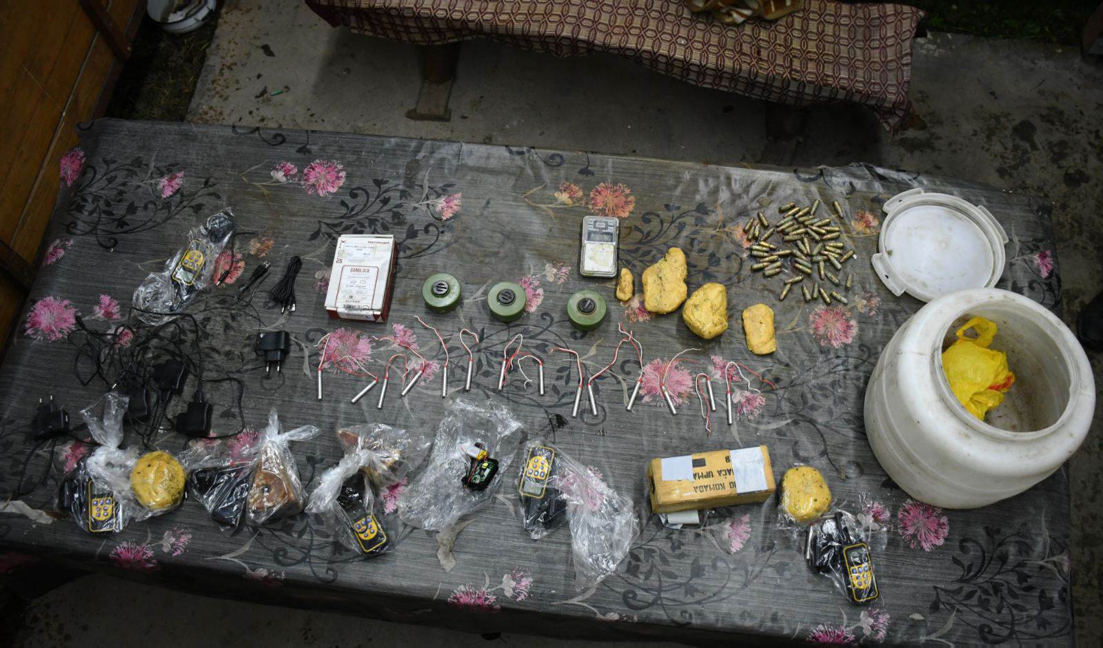  U Zvorniku zaplijenjene mine, eksploziv, kokain 