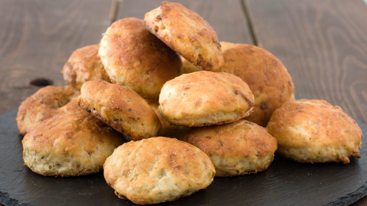  Pogačice sa čvarcima 