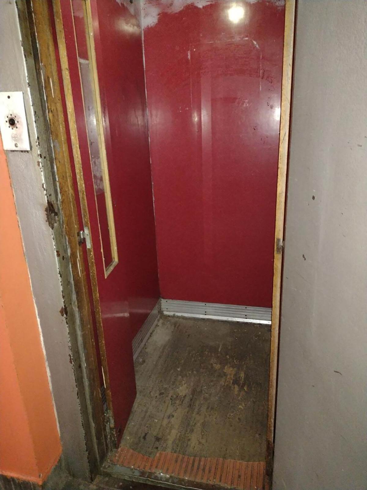  Propao lift u zgradi na Novom Beogradu 