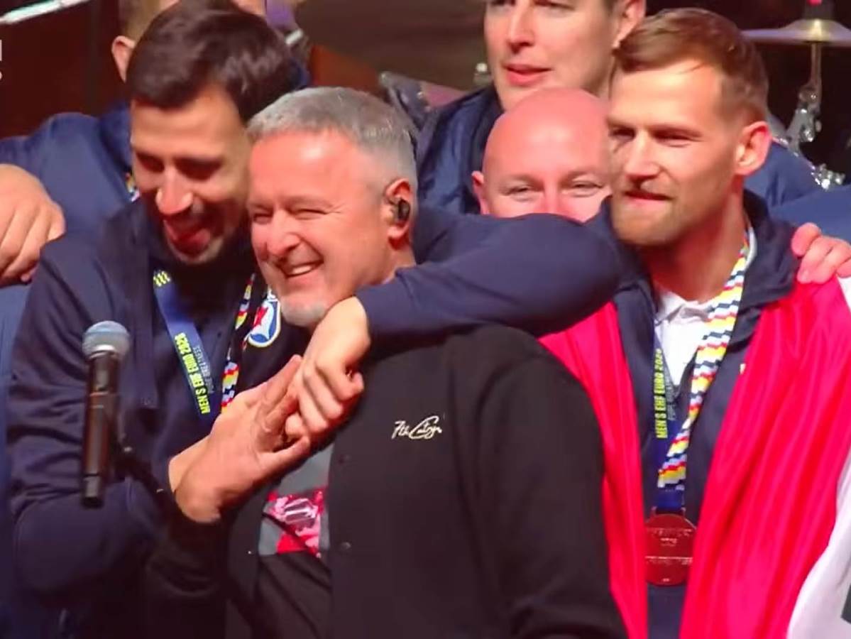  Rukometaši Hrvatske dočekani u Zagrebu uz Tompsona 