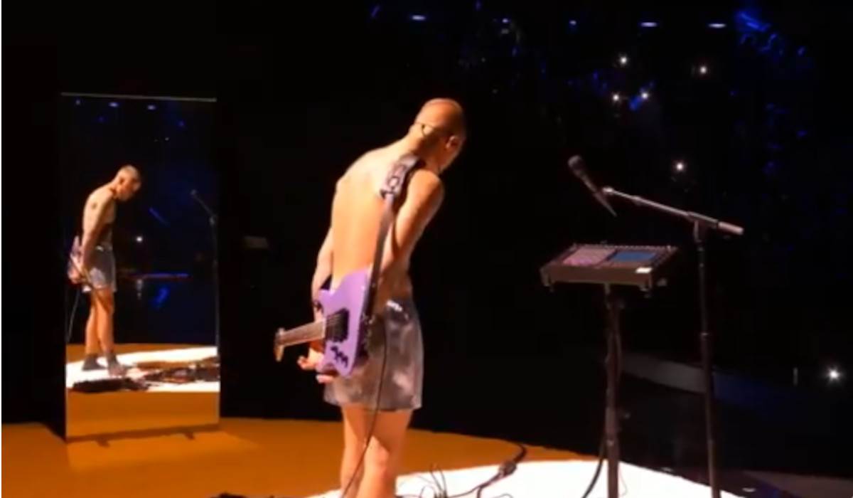  Džastin Biber u gaćama nastupio na dodjeli Gremi nagrada 