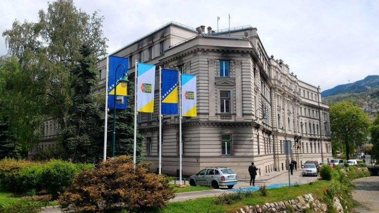  Služba za zapošljavanje KS: U toku pretresi zbog korupcije 