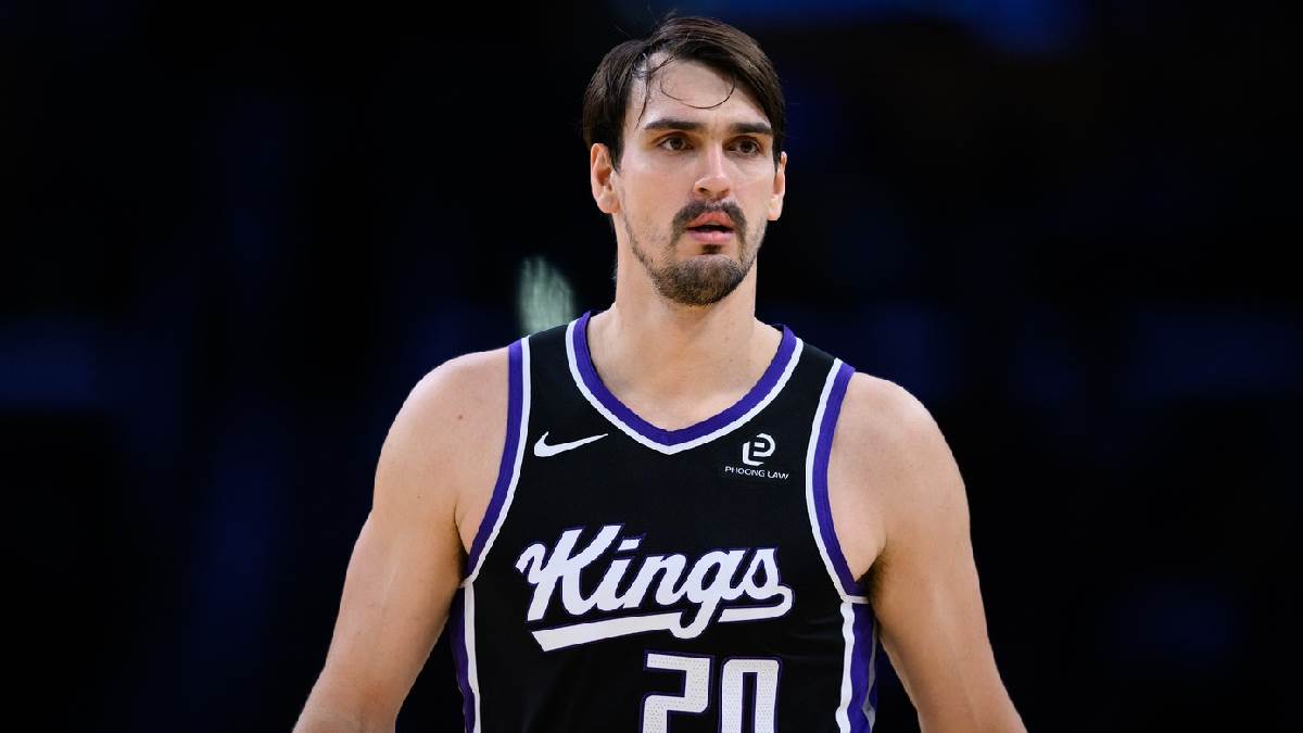  dario saric trejdovan u detroit pistonse 