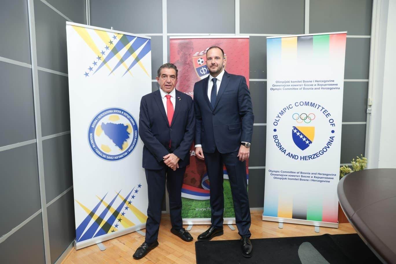  Vico Zeljković sa Trampovim saradnikom 