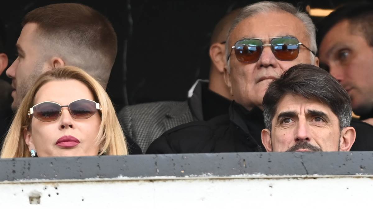  Veljko Paunović na utakmici Partizan Spartak  