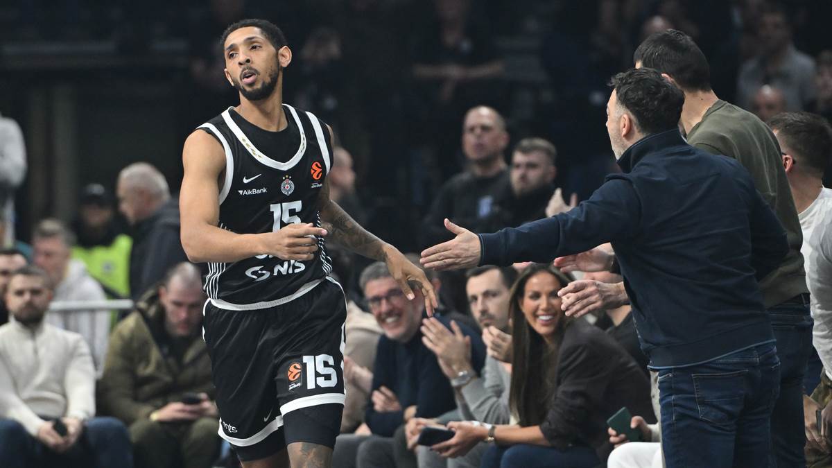  Kameron Pejn oprostio se od Partizana 