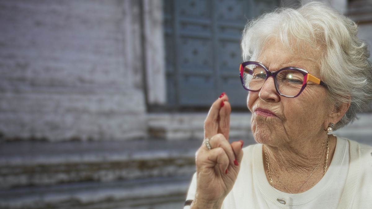  Zašto govorimo "pu, pu, pu" protiv uroka 