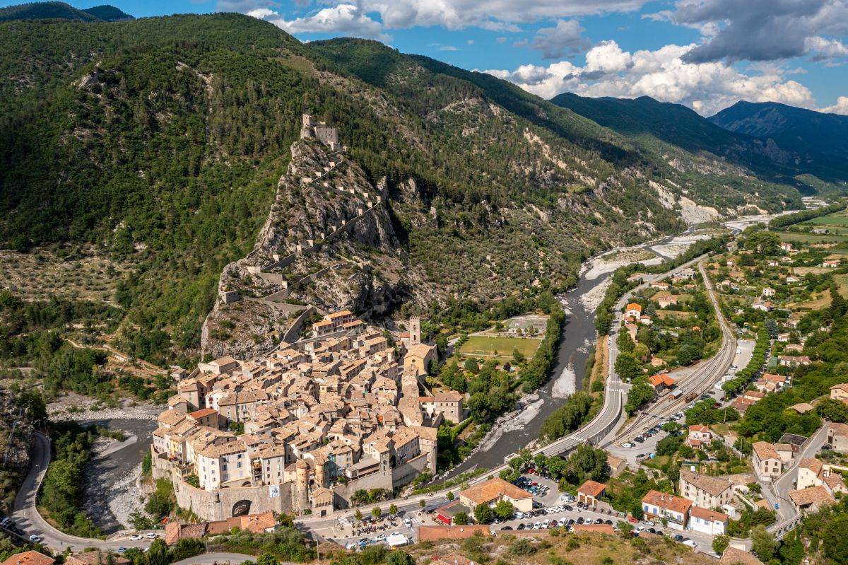  Upznajte Antrevo, jedno od najljepših sela Francuske 