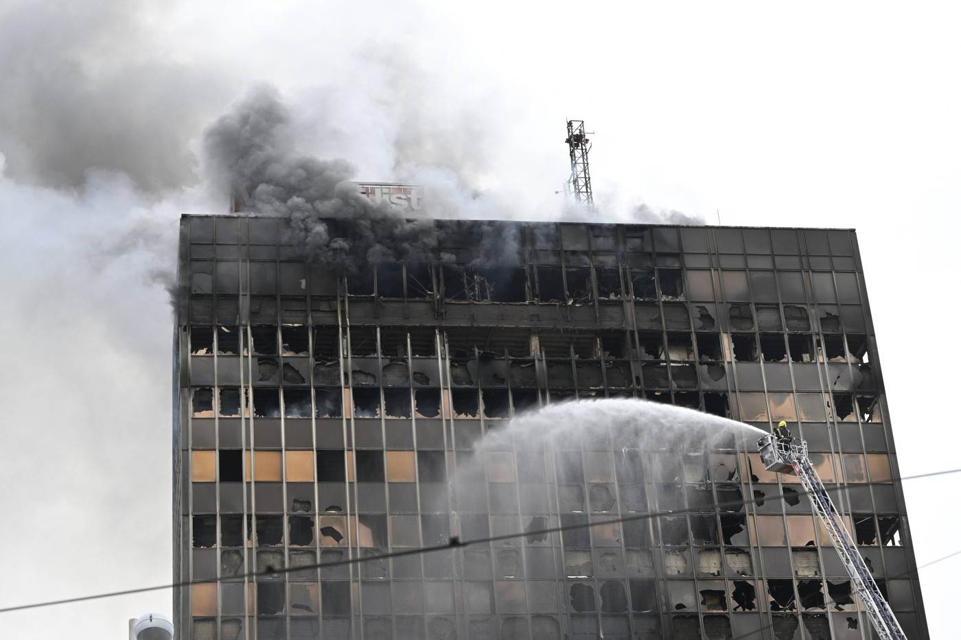  Požar u zgradi Vjesnika u zagrebu 
