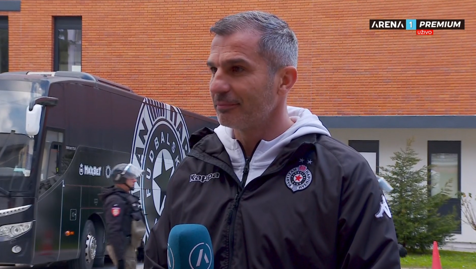  Posljednja poruka Nenada Stojakovića pred vječiti derbi 