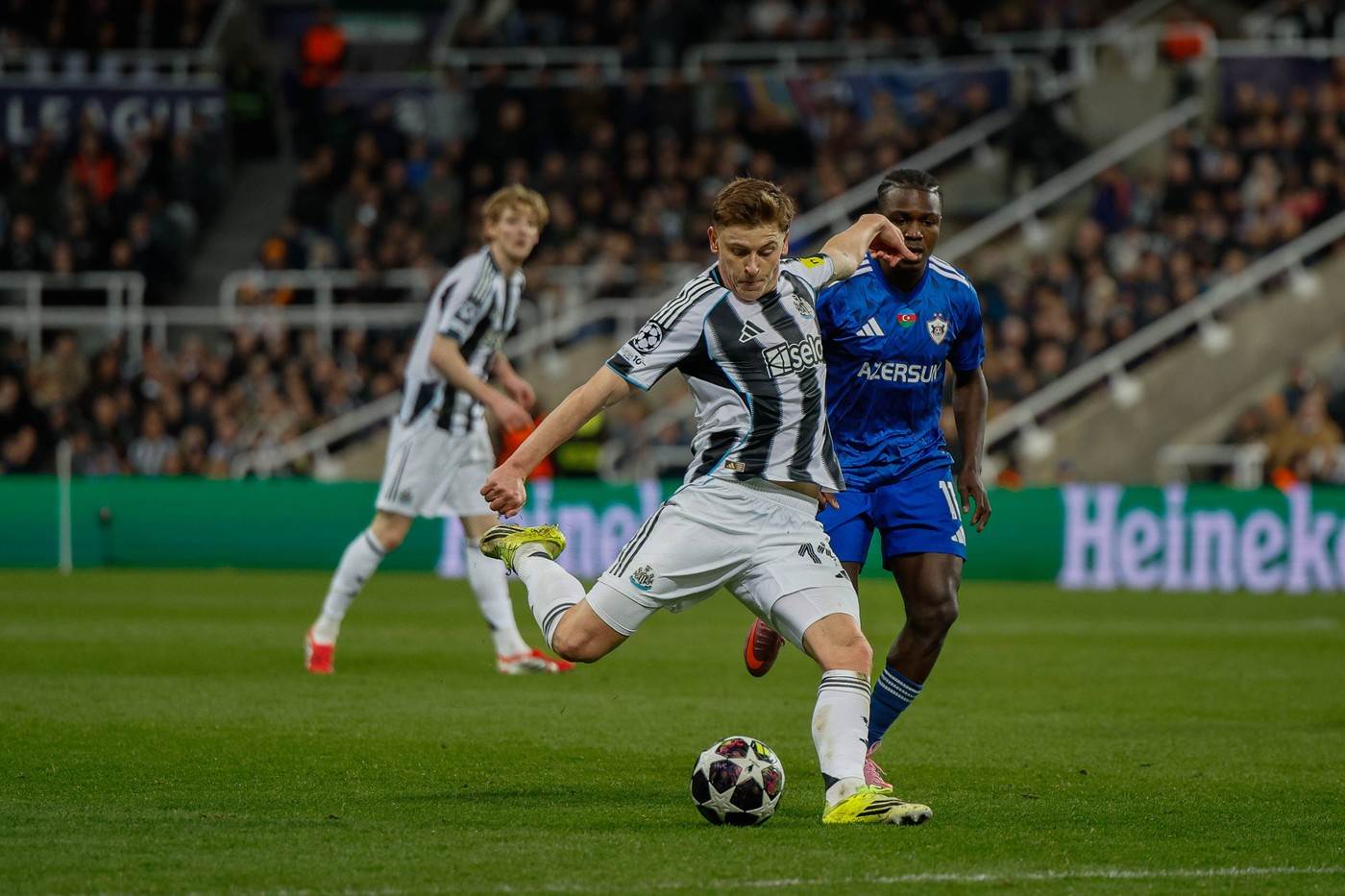  Njukasl i Bajer Leverkuzen u osmini finala Lige šampiona 