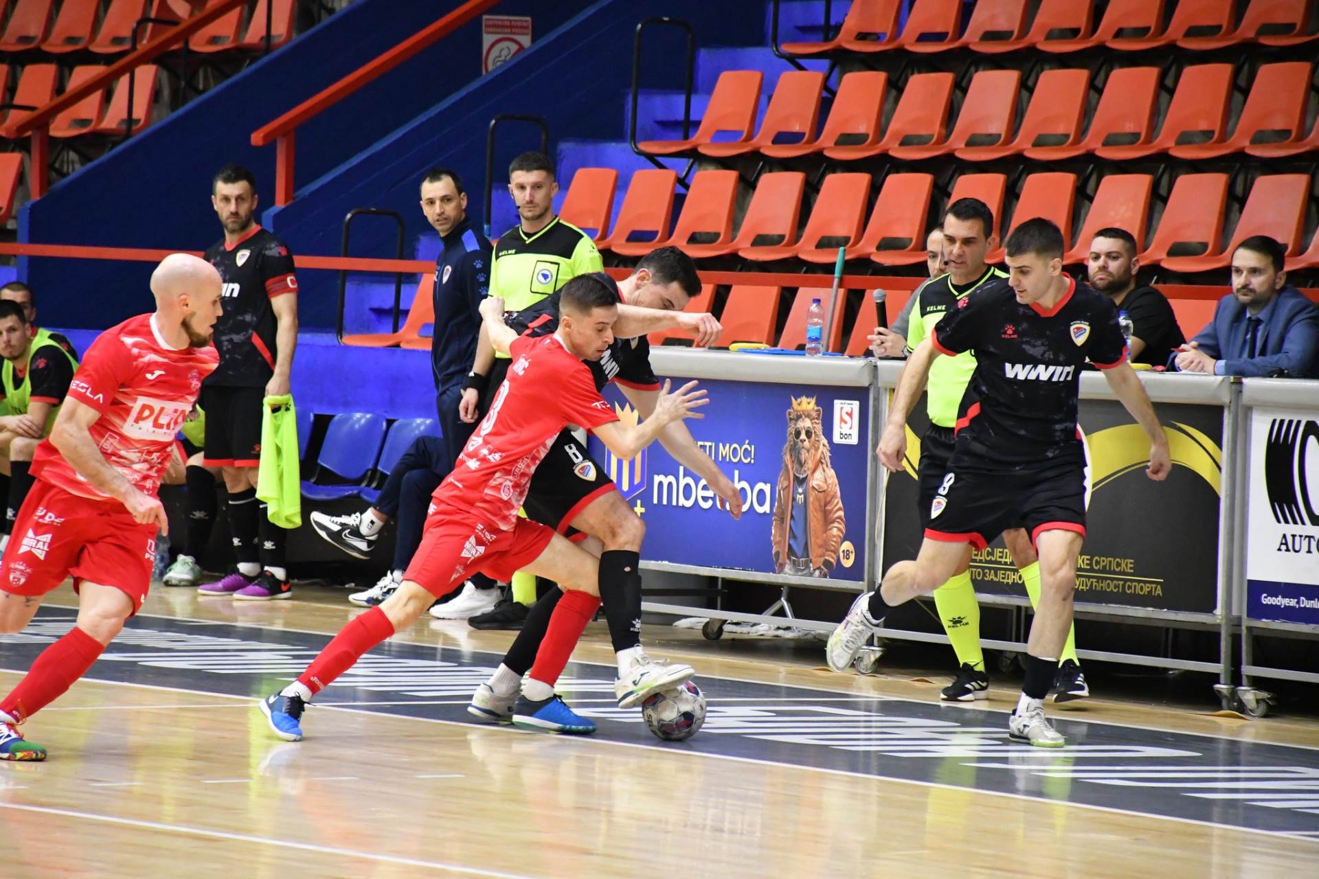  Navijači cazinske Bubamare napadnuti u Banjaluci 