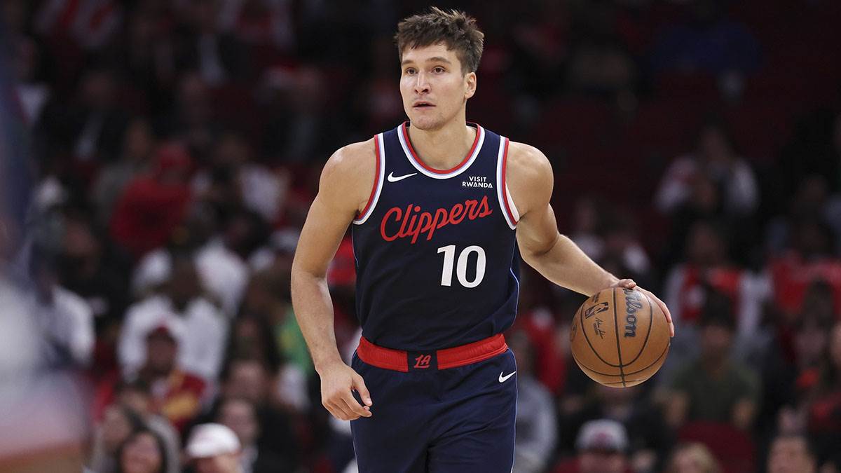  Bogdan Bogdanović igrao za Kliperse protiv Minesote  