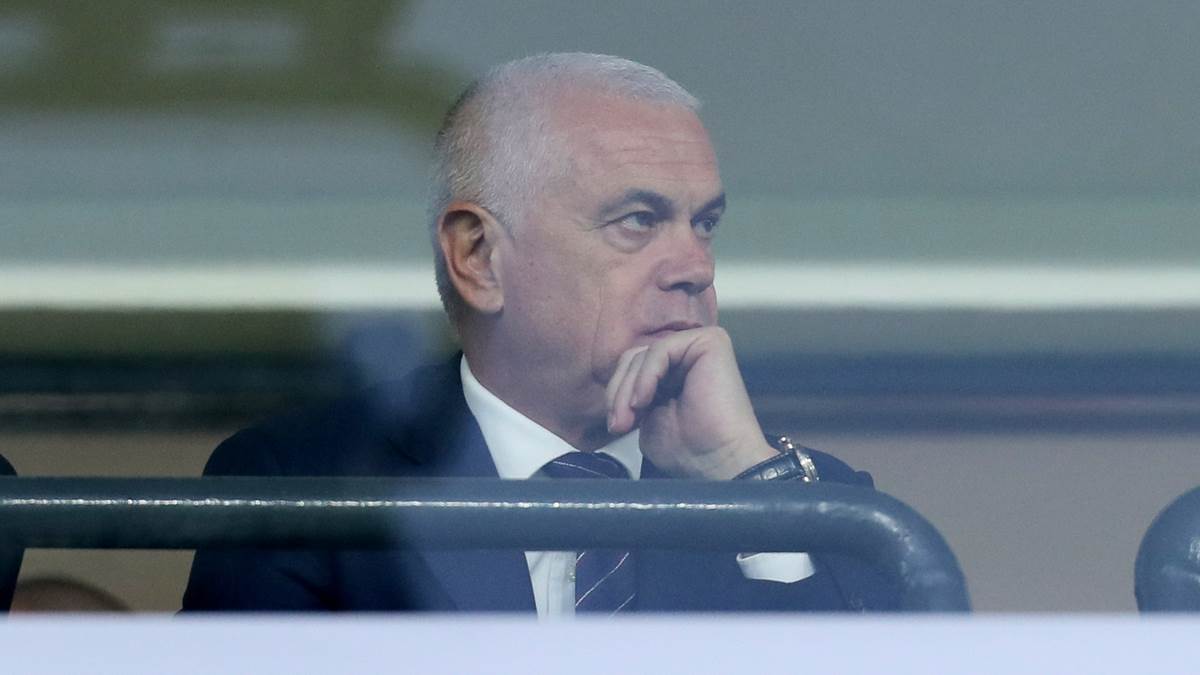  Zvezdan Terzić o ispadanju Crvene zvezde iz Lige Evrope 