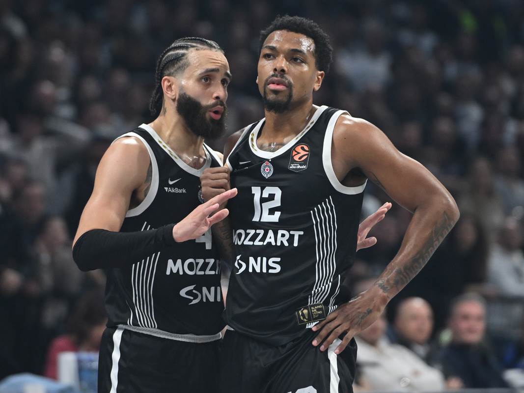  Košarkaši Partizana se vraćaju iz Dubaija 