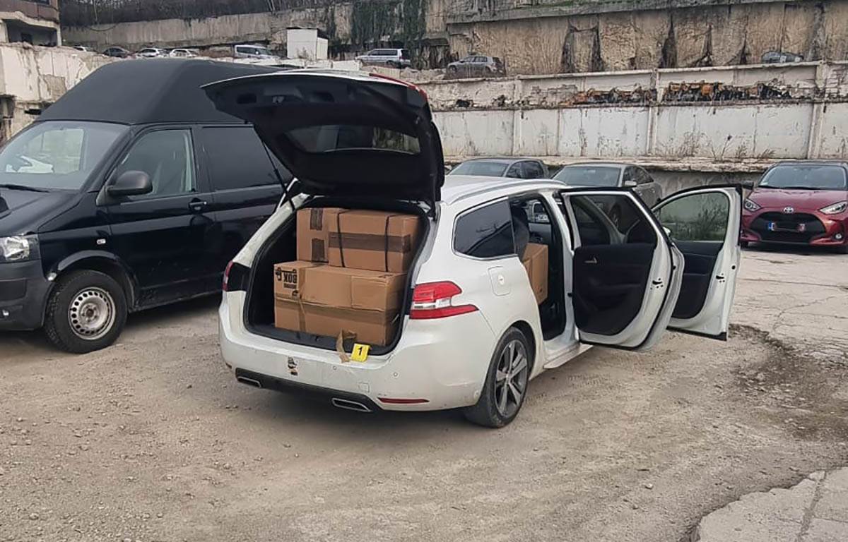  Policija u Beogradu otkrila 50 kilograma droge u autu 