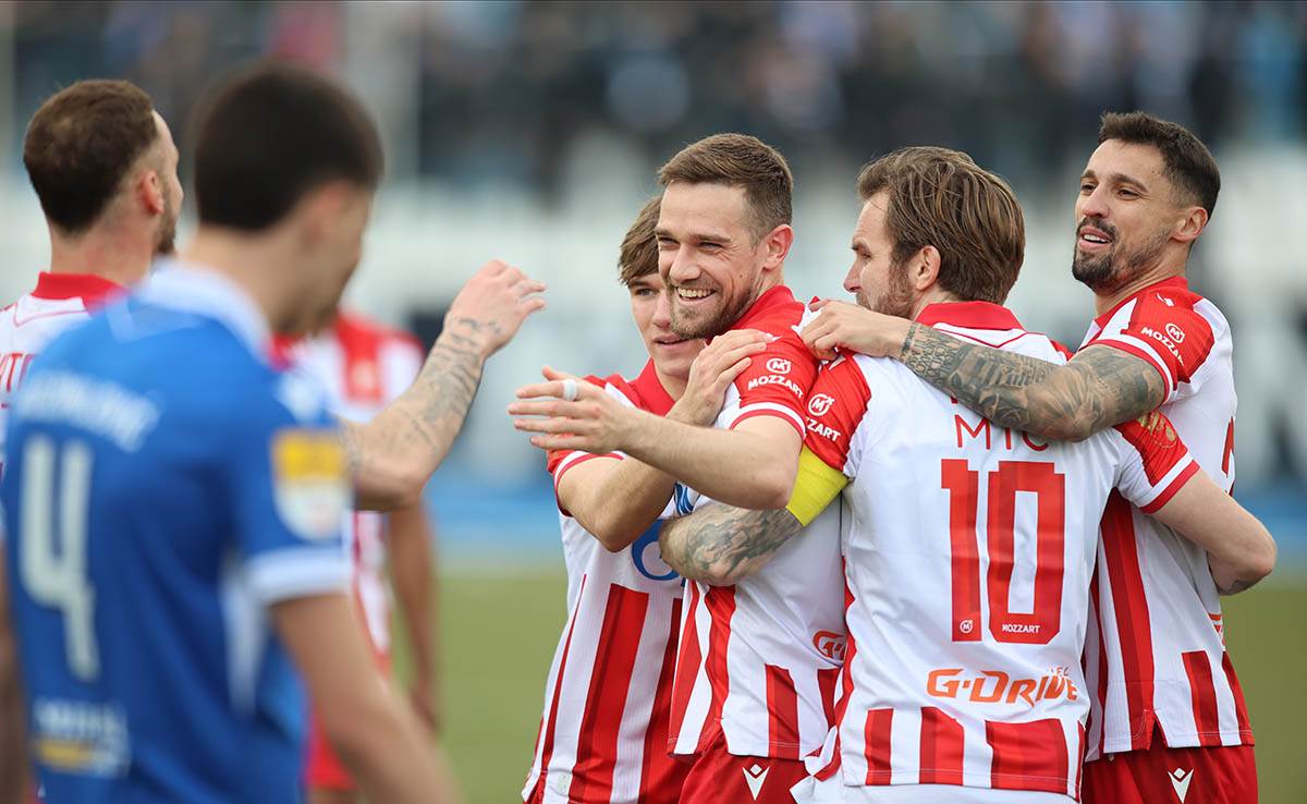  Crvena zvezda u polufinalu Kupa Srbije: Novi Pazar potpuno nemoćan 