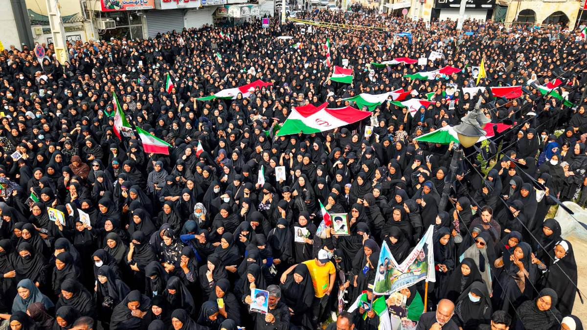  Objavljen trenutak raketiranja škole pune djece u Iranu (Video) 