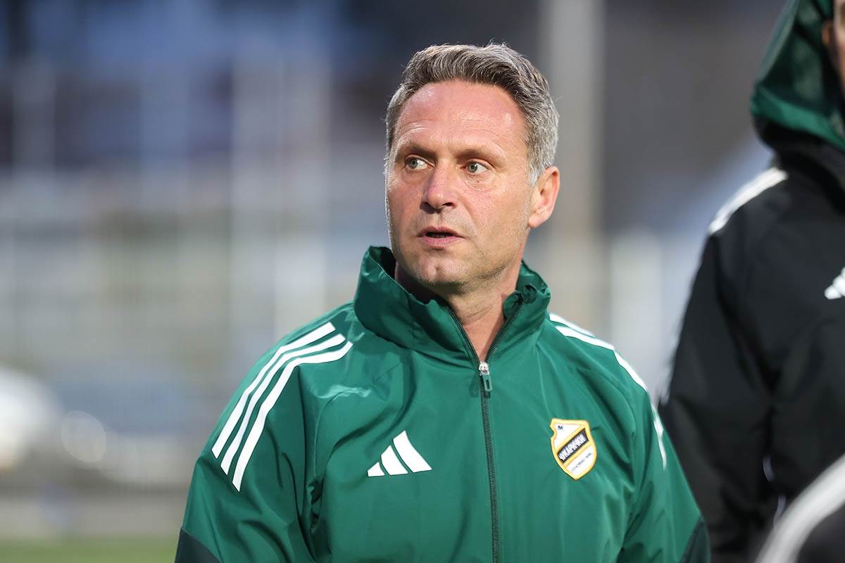  Milan Lešnjak više nije trener Čukaričkog 