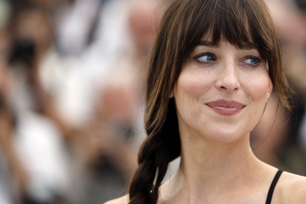  Šiške kao botoks - frizura koja podmlađuje 