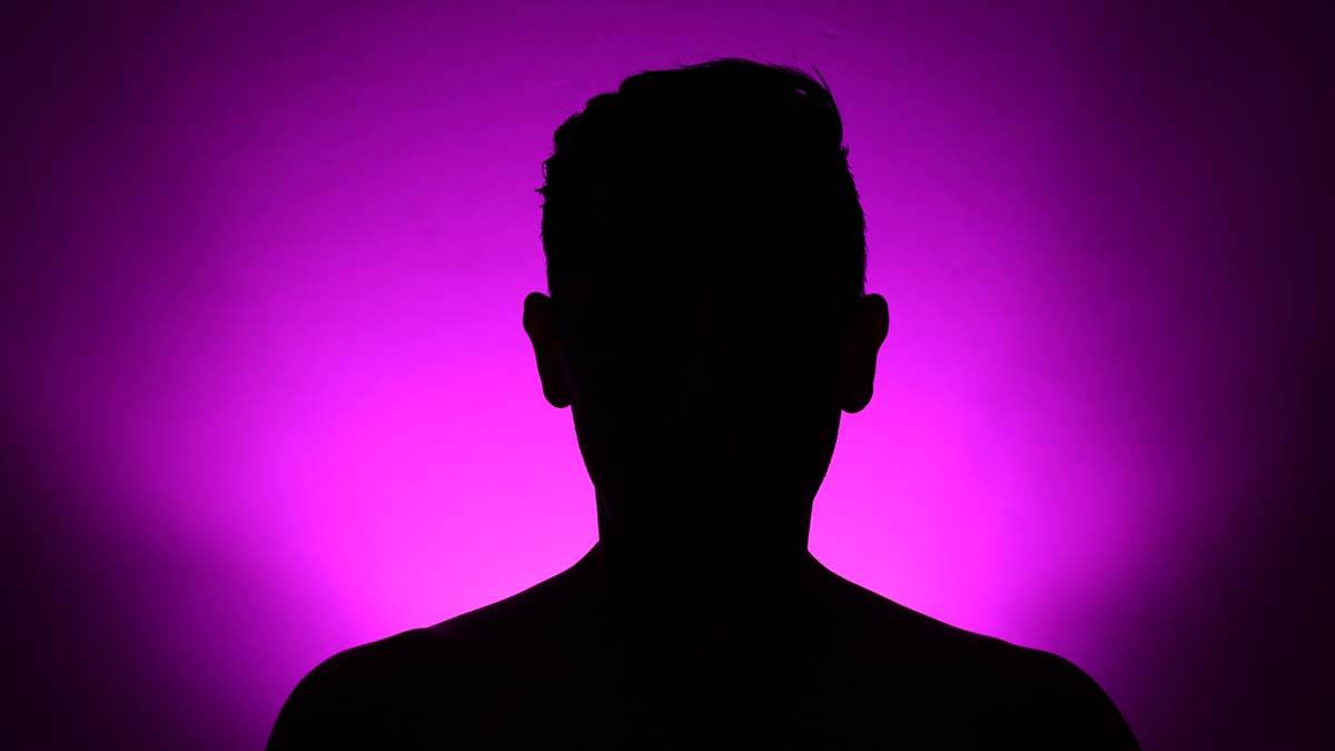  ai može da pronađe ko stoji iza anonimnih profila na internetu 