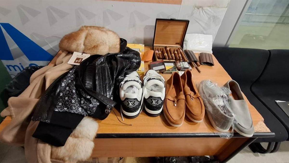  Švajcarac uhapšen u Tivtu zbog krijumčarenja 