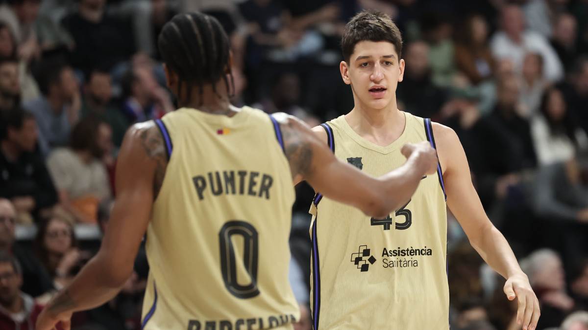  Nikola Kusturica donio trofej Barseloni 