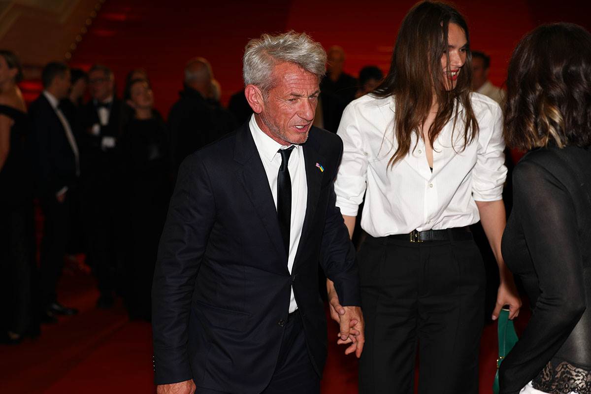  Šon Pen ima 35 godina mlađu djevojku 