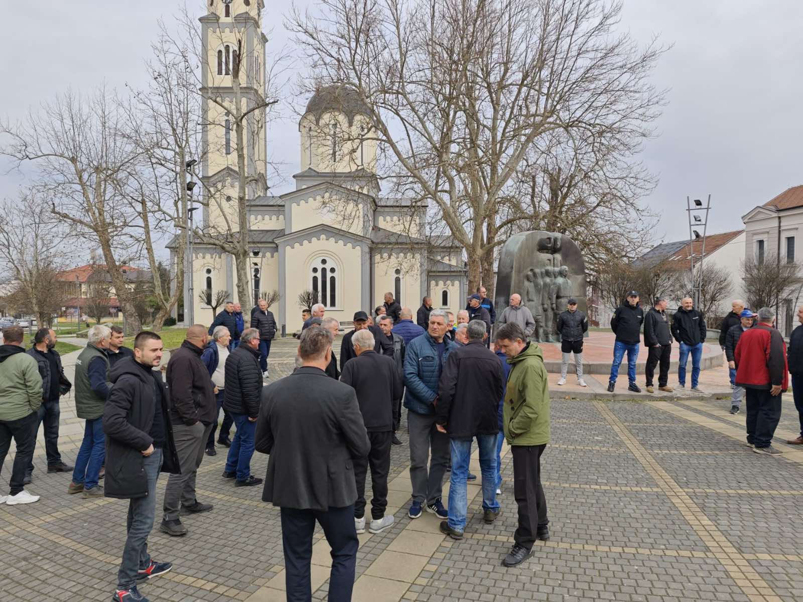  Nije bilo postrojavanja HVO-a kod Dervente, građani samo palili svijeće 