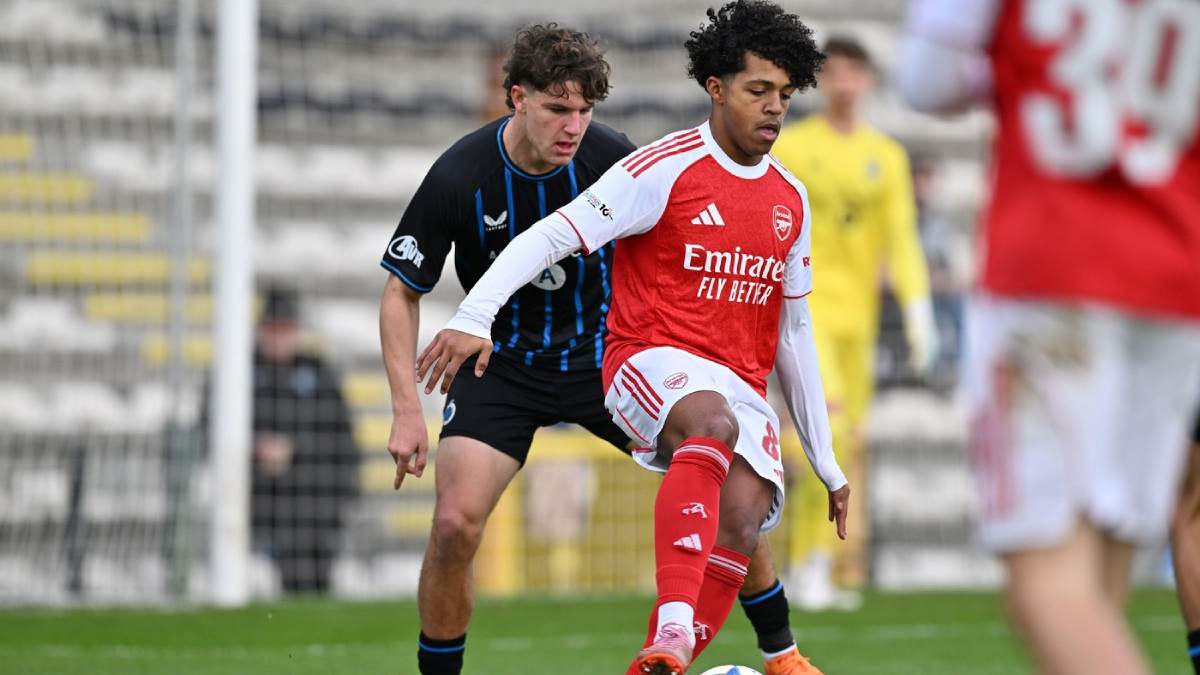  Luis Zečević Džon dao gol za Arsenal pa stao na gol 