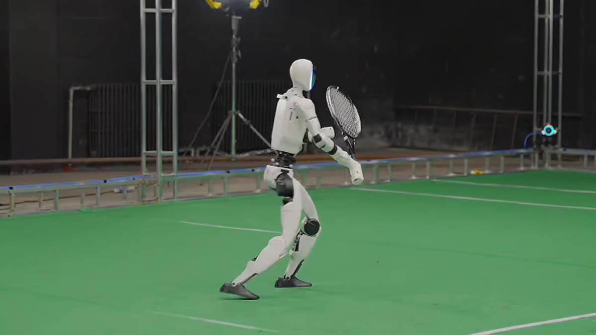  Humanoidni robot naučio da igra tenis za dva dana 