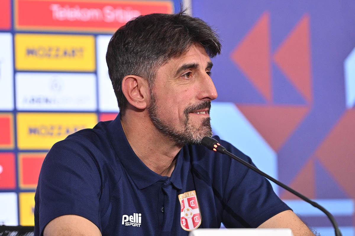  Veljko Paunović ponovo okuplja fudbalere iz Superlige Srbije 