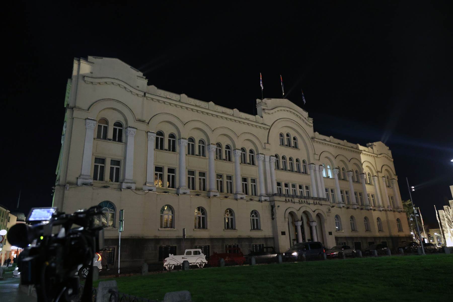  ugasena svjetla na zgradi Gradske uprave 