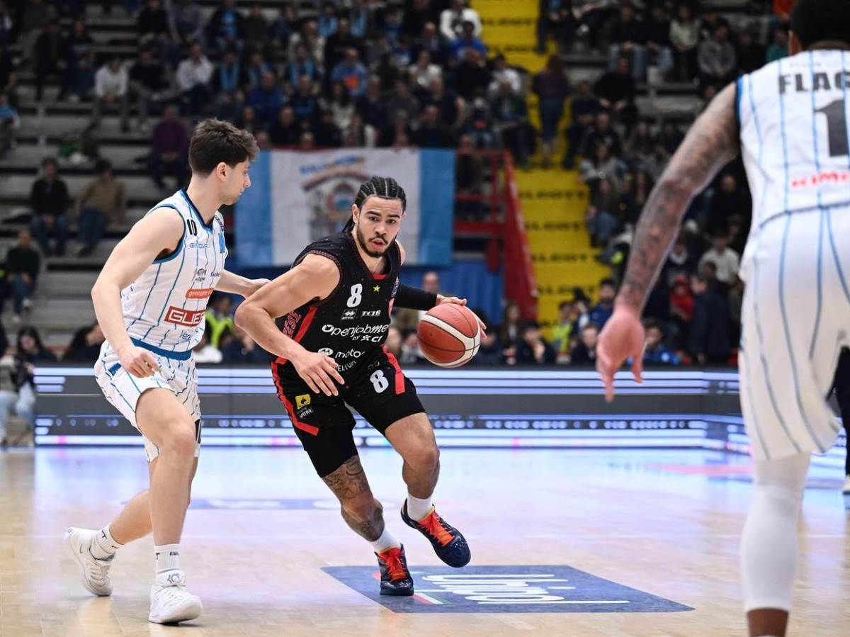  Oliver Nkamua na meti Partizana 