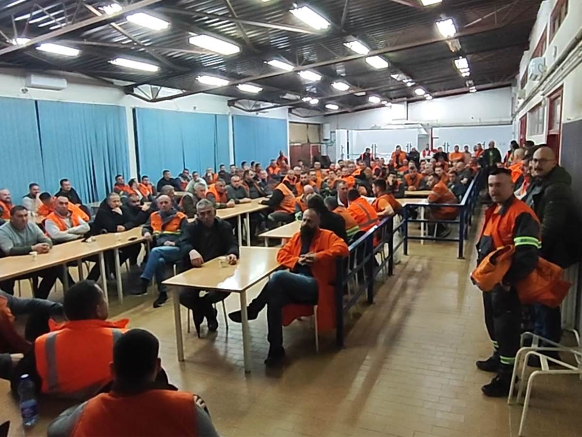  Radnici Nove Ljubije noć proveli u firmi 