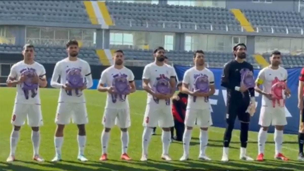  Fudbaleri Irana protestovali na utakmici 