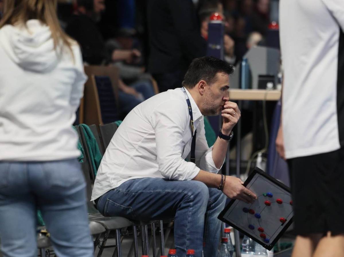  Bruka i sramota na portugalskom derbiju: Trener i igrač Sportinga zbog smrada završili u bolnici 