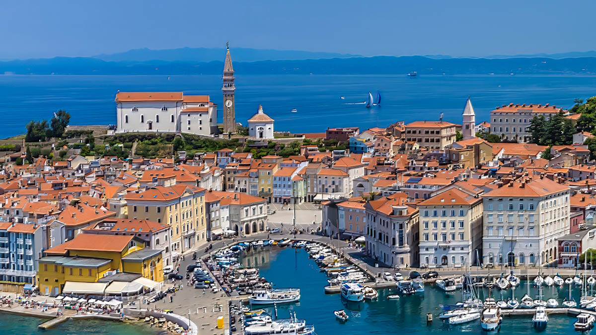  Slavni iz Holivuda idu na odmor u zemlju bivše Juge 