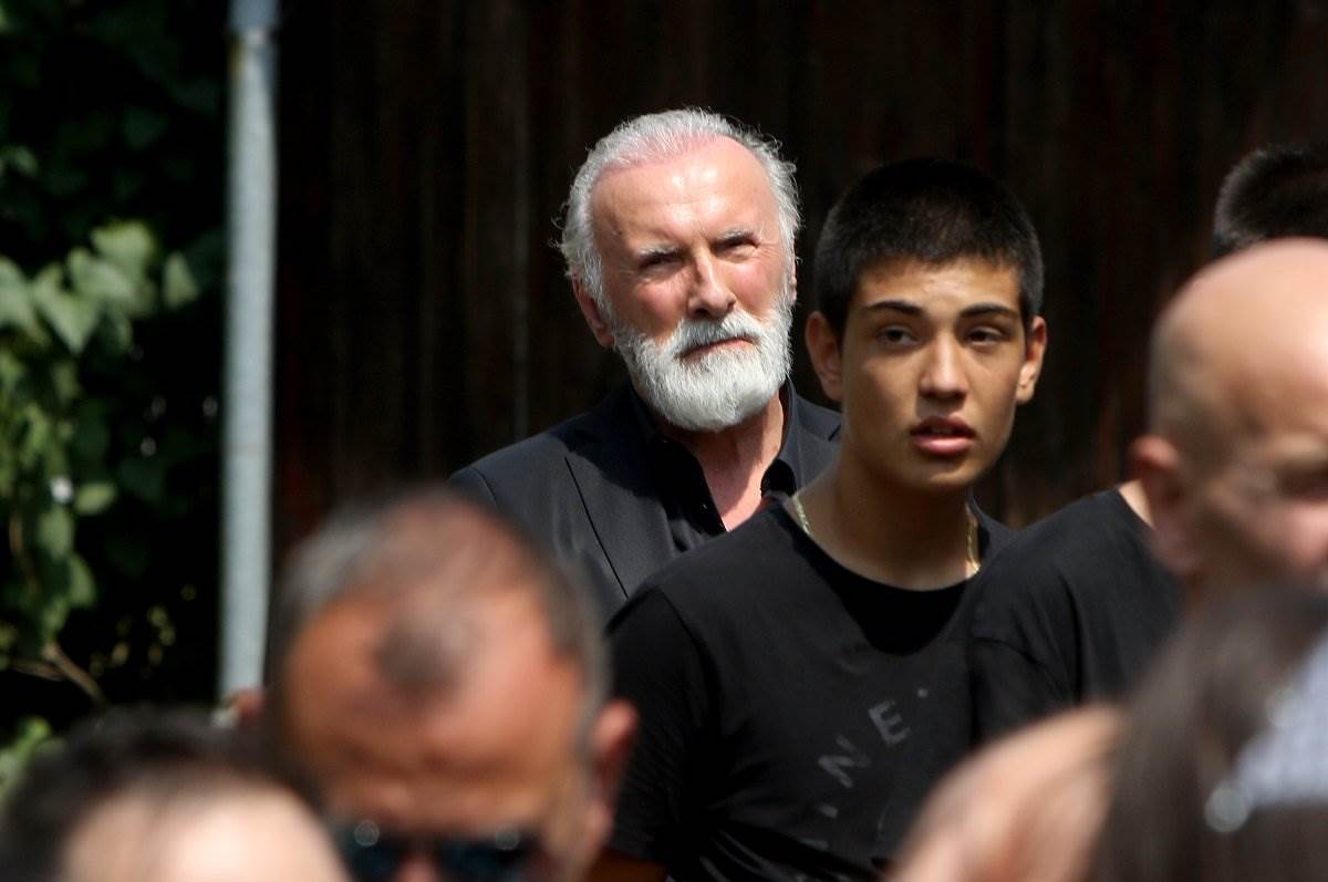  Šta rade djeca dine merlina 