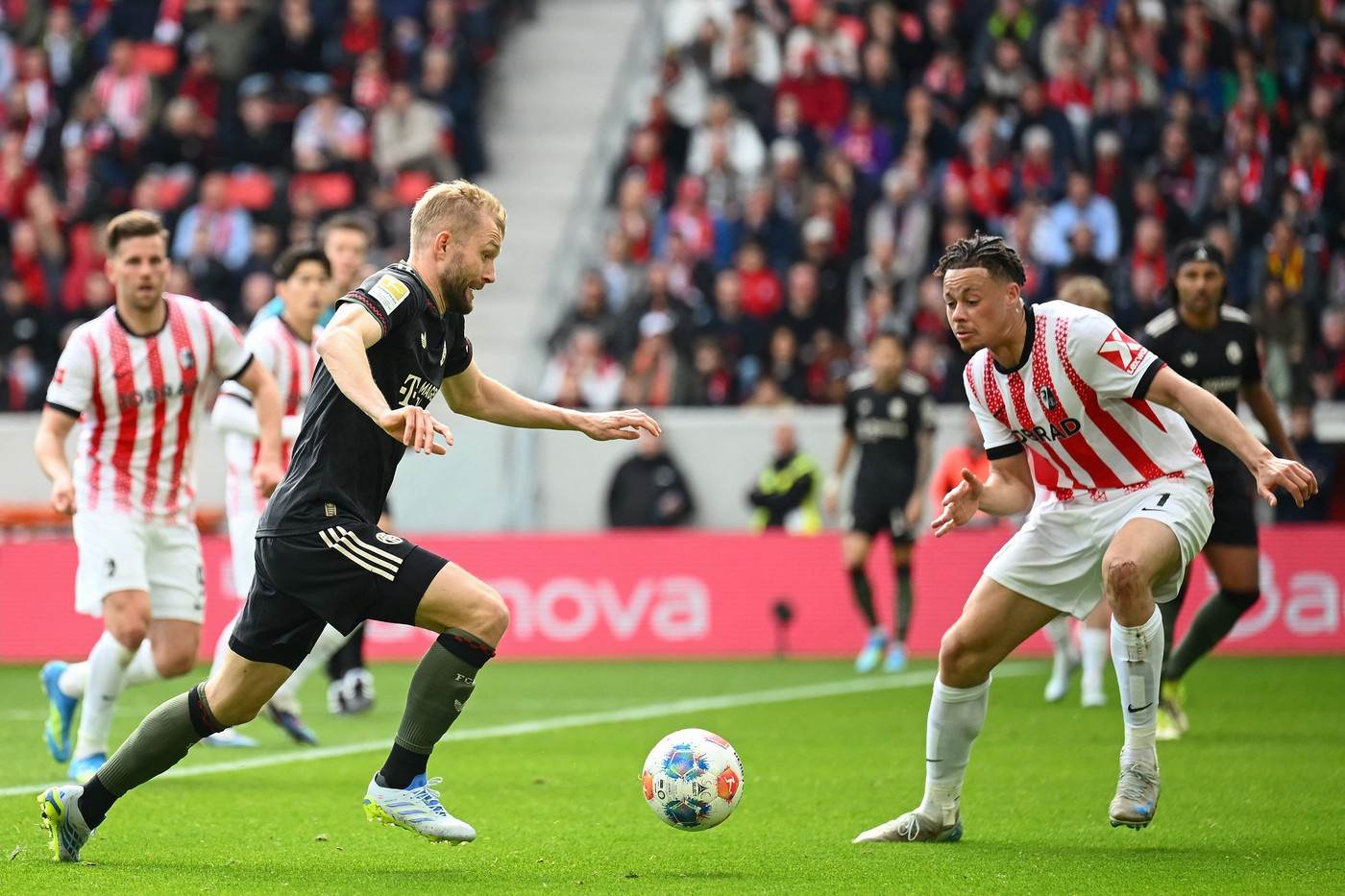  Bundesliga Frajburg Bajern 2:3 