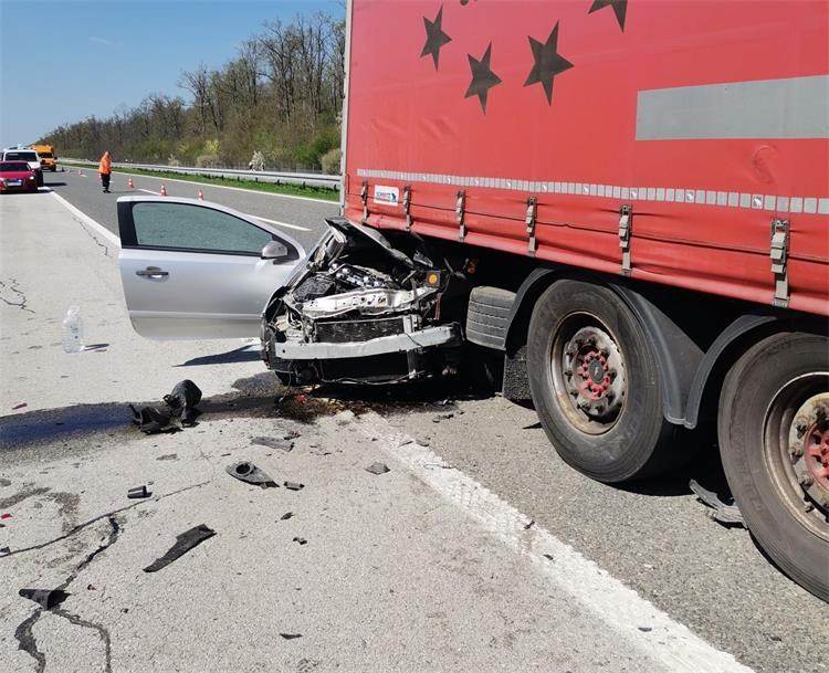   U teškoj saobraćajnoj nesreći u Hrvatskoj poginuo državljanin Bosne i Hercegovine  