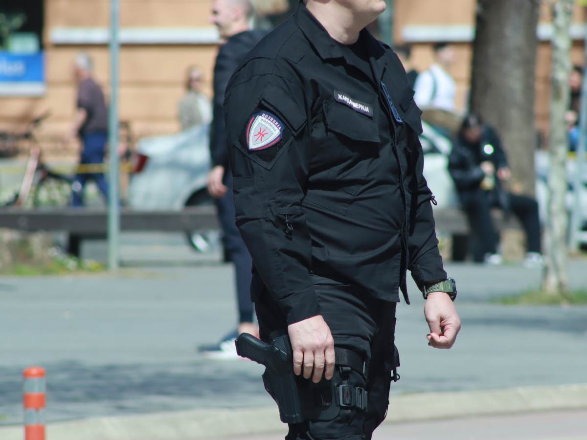  Policija 